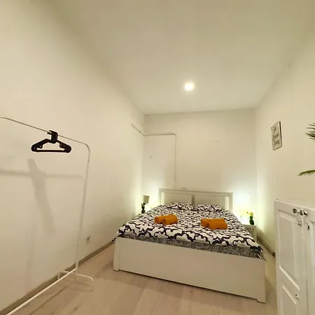 Private Apartment-7pax Apartamento *