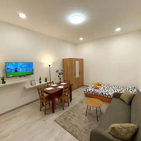 Private Apartment-7pax Apartamento Budapeste