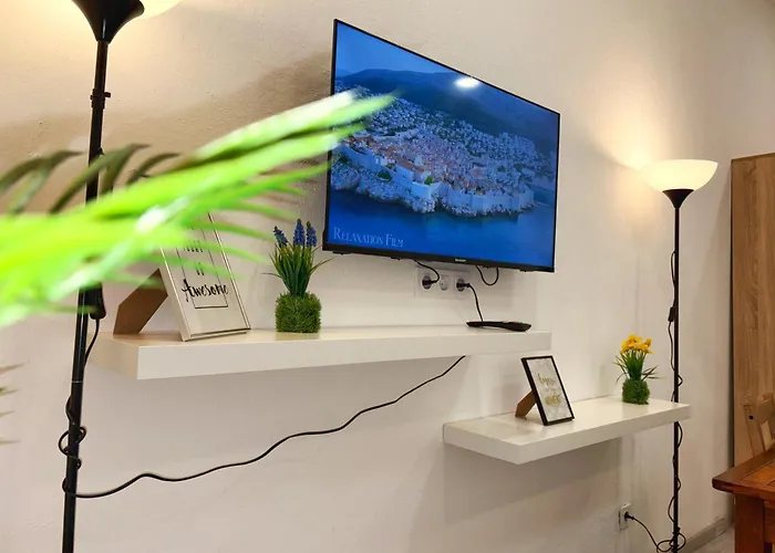 Private Apartment-7pax