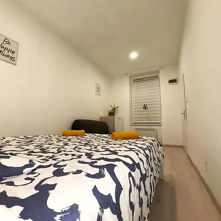 Private Apartment-7pax * Budapest