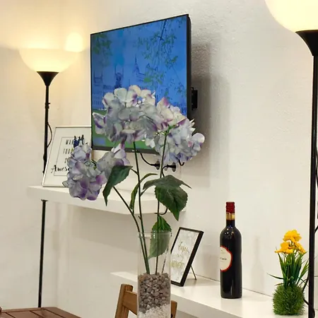 Private Apartment-7pax Апартаменты