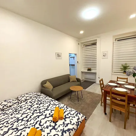 Апартаменты Private Apartment-7pax *
