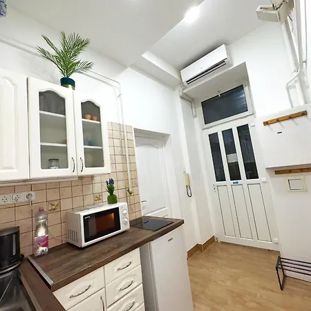 Апартаменты Private Apartment-7pax Будапешт