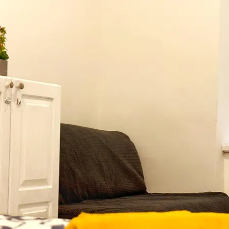 Private Apartment-7pax *