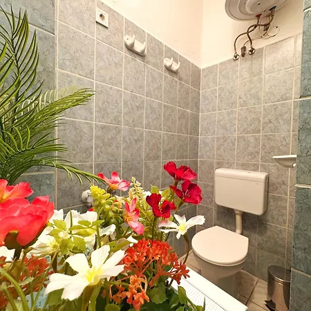 Апартаменты Private Apartment-7pax