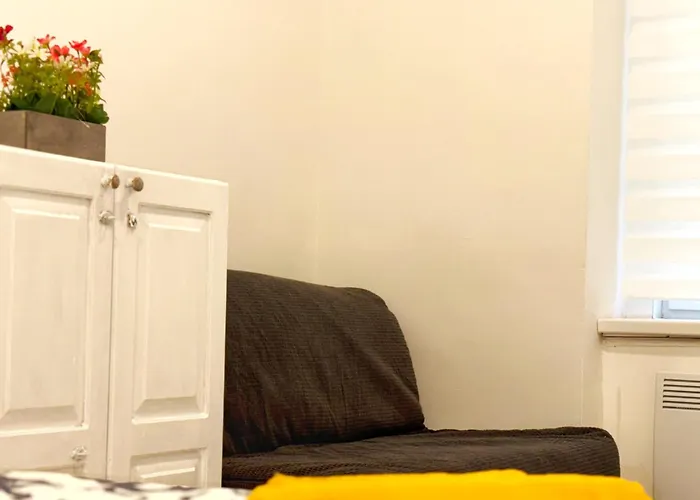 Private Apartment-7pax *