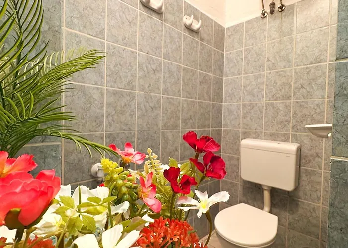 Lejlighed Private Apartment-7pax