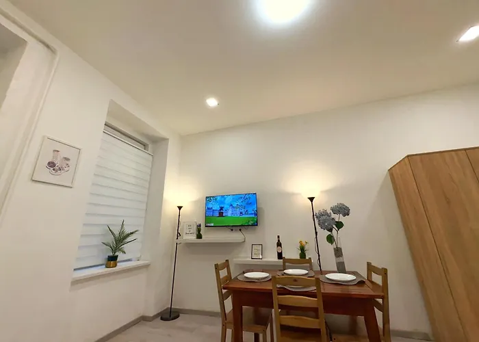 Private Apartment-7pax *