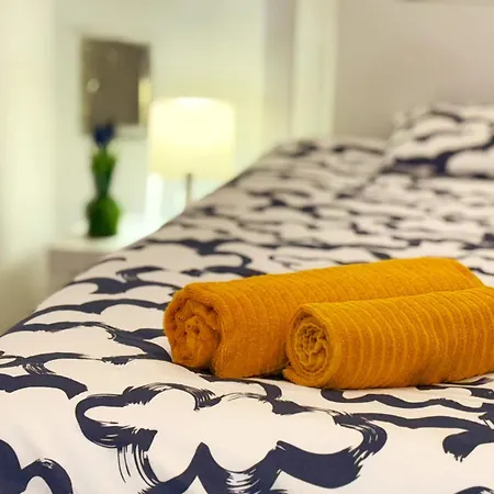 דירה Private Apartment-7pax *
